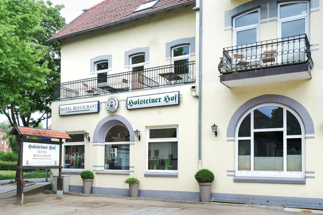 Hotel-Restaurant Holsteiner Hof Geesthacht Exterior foto